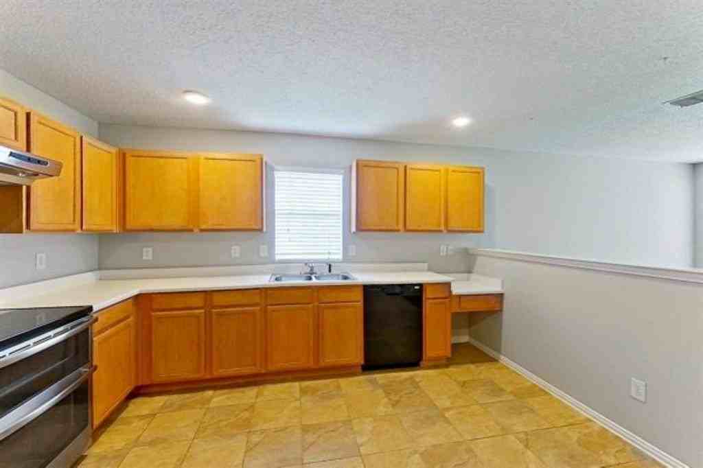 707 Gunters Mountain Ln - Photo 2 of 15