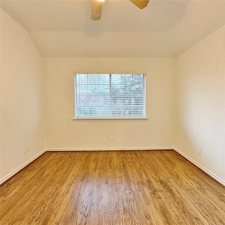 6107 Gaston Ave #F - Photo 5 of 12