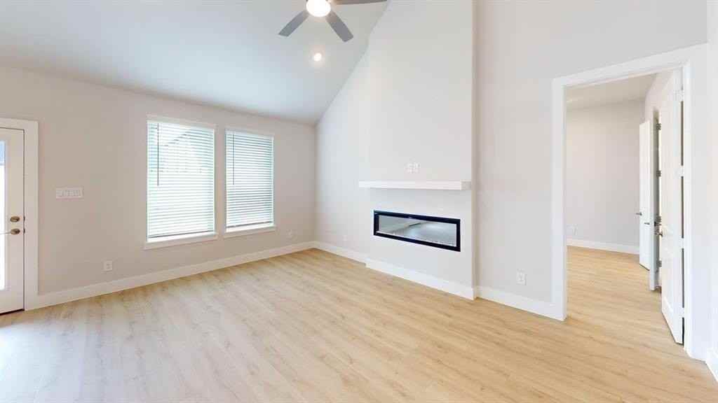 4733 Baytown Ln - Photo 7 of 30