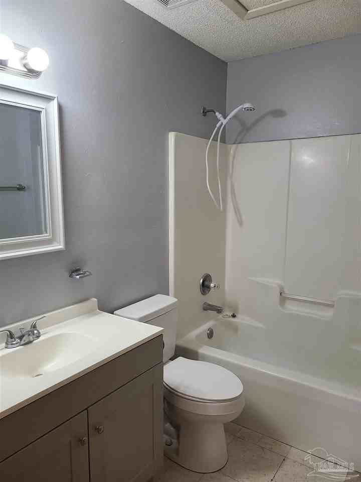 1901 W Government St - Photo 6 of 9