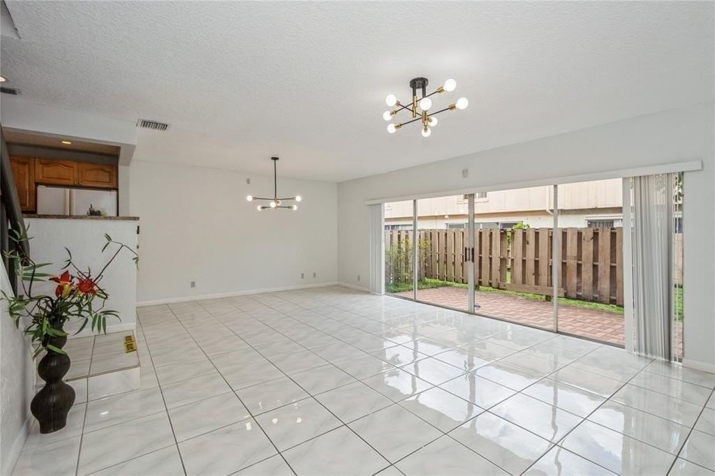 8208 Nw 8th Pl #4 - Photo 7 of 34