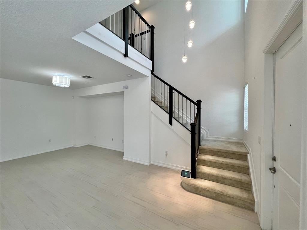 11679 Sw 13th Ct - Photo 5 of 41