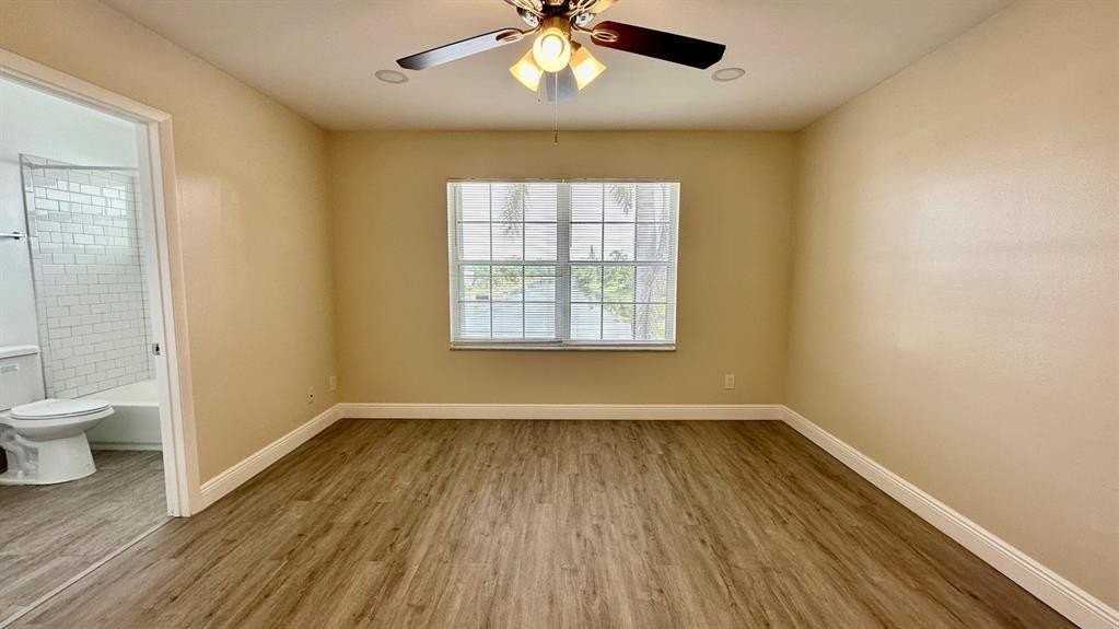 6910 Nw 70th Ave #6910 - Photo 6 of 19