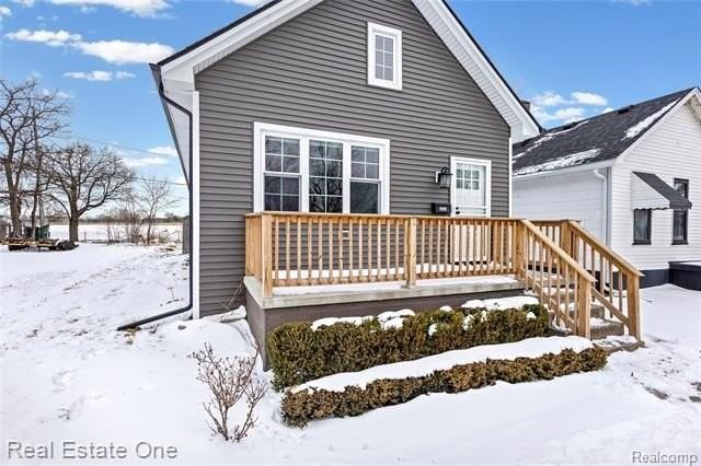 2824 Williams St - Photo 2 of 34