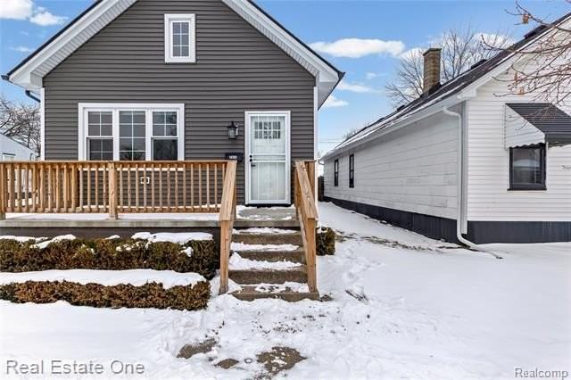 2824 Williams St - Photo 4 of 34