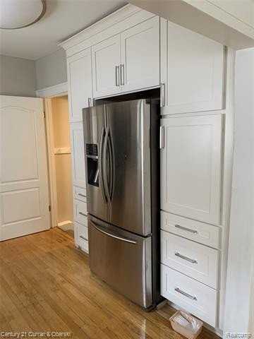 1307 Davis Ave - Photo 4 of 16