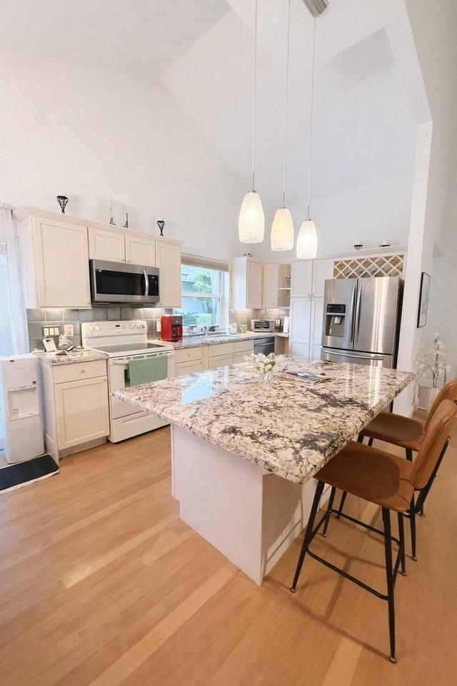 100 Cape Pointe Cir - Photo 4 of 33