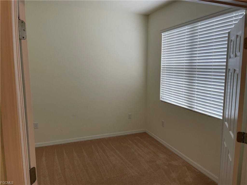 2700 Nw 21st Ter - Photo 3 of 6