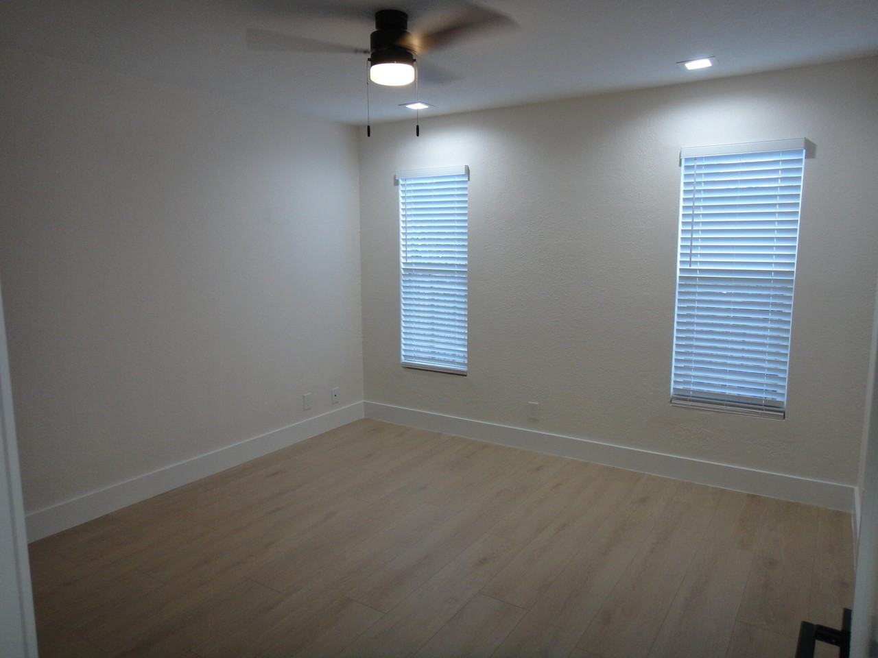 717 Bunker Rd - Photo 5 of 9