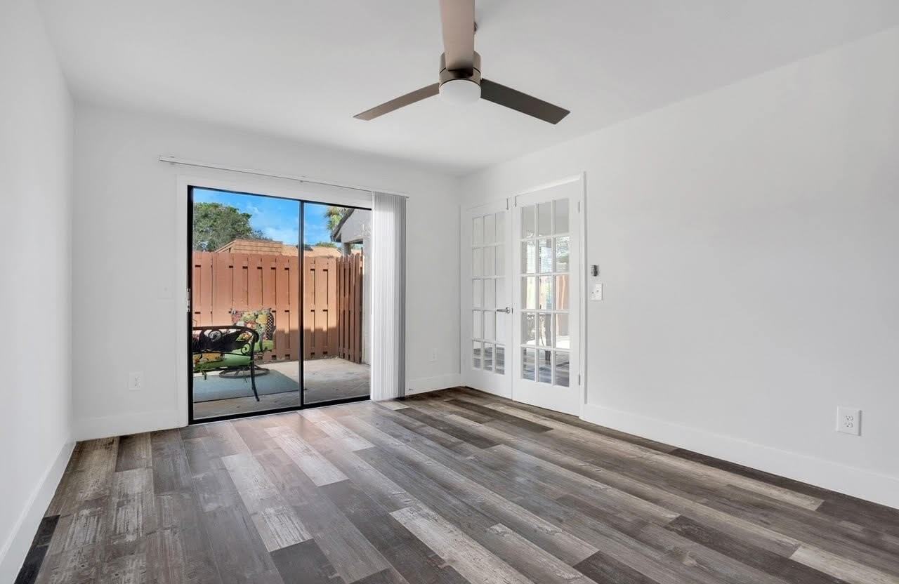 4143 Palm Bay Cir #A - Photo 7 of 39