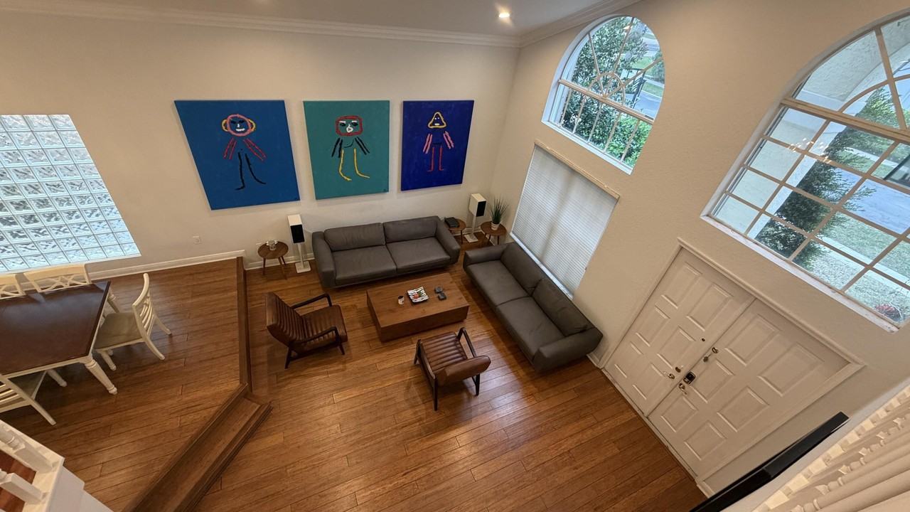 19125 Skyridge Cir - Photo 4 of 29