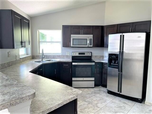 6450 Nw Colgate St - Photo 6 of 14