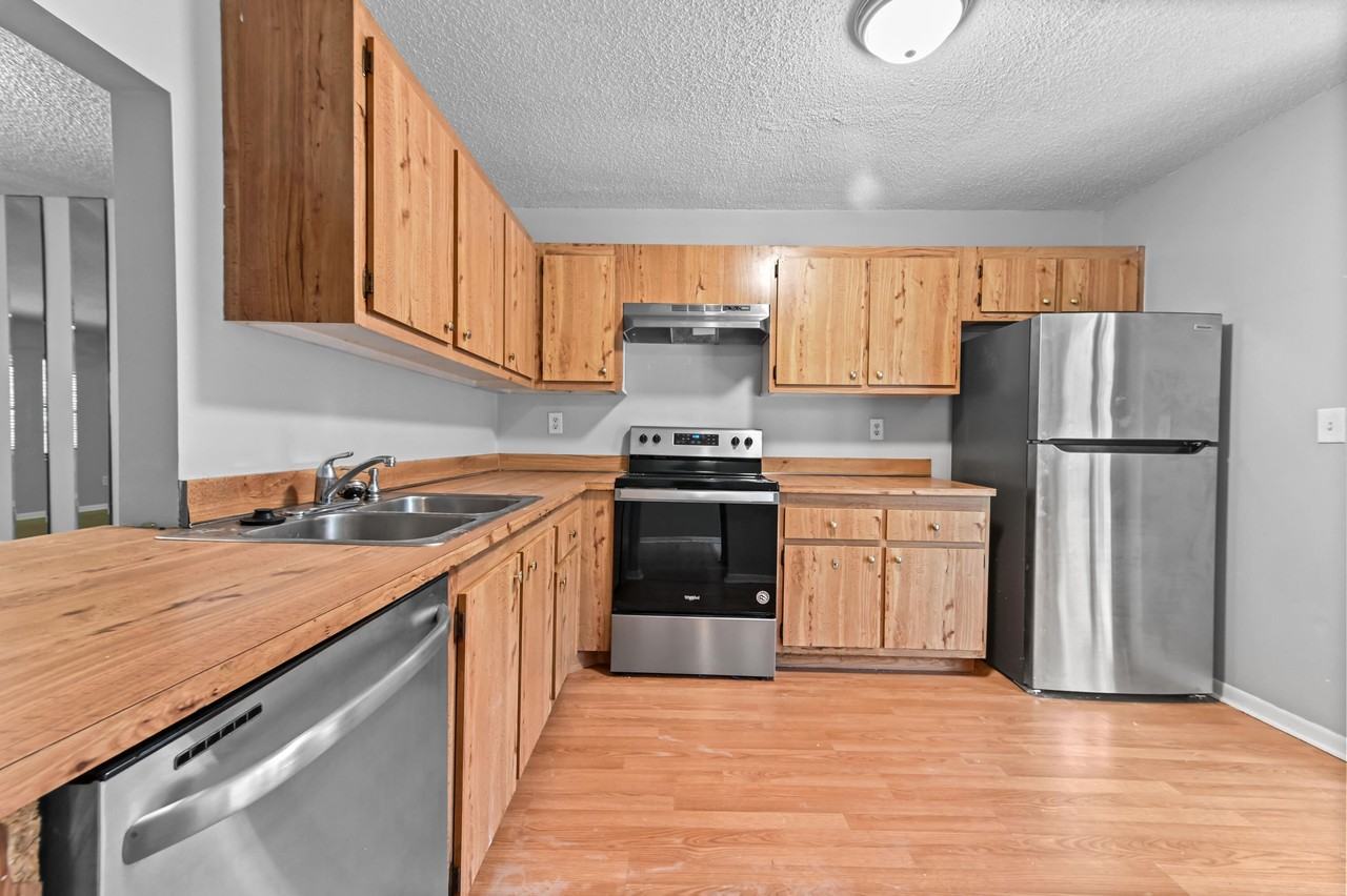 81 Westecunk Dr - Photo 5 of 30