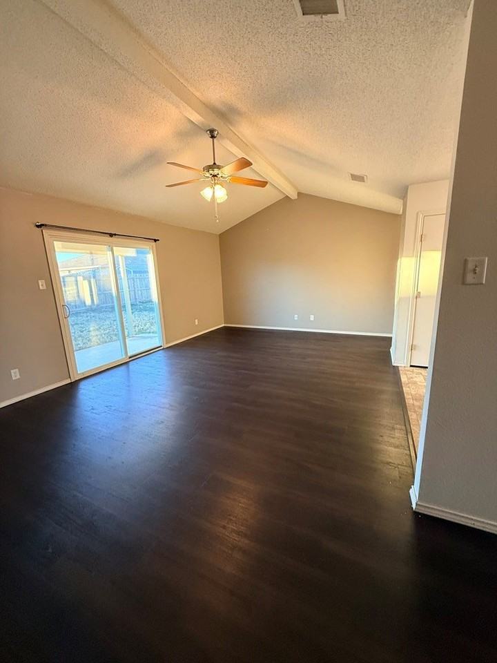 1219 Johnny Ln - Photo 2 of 13