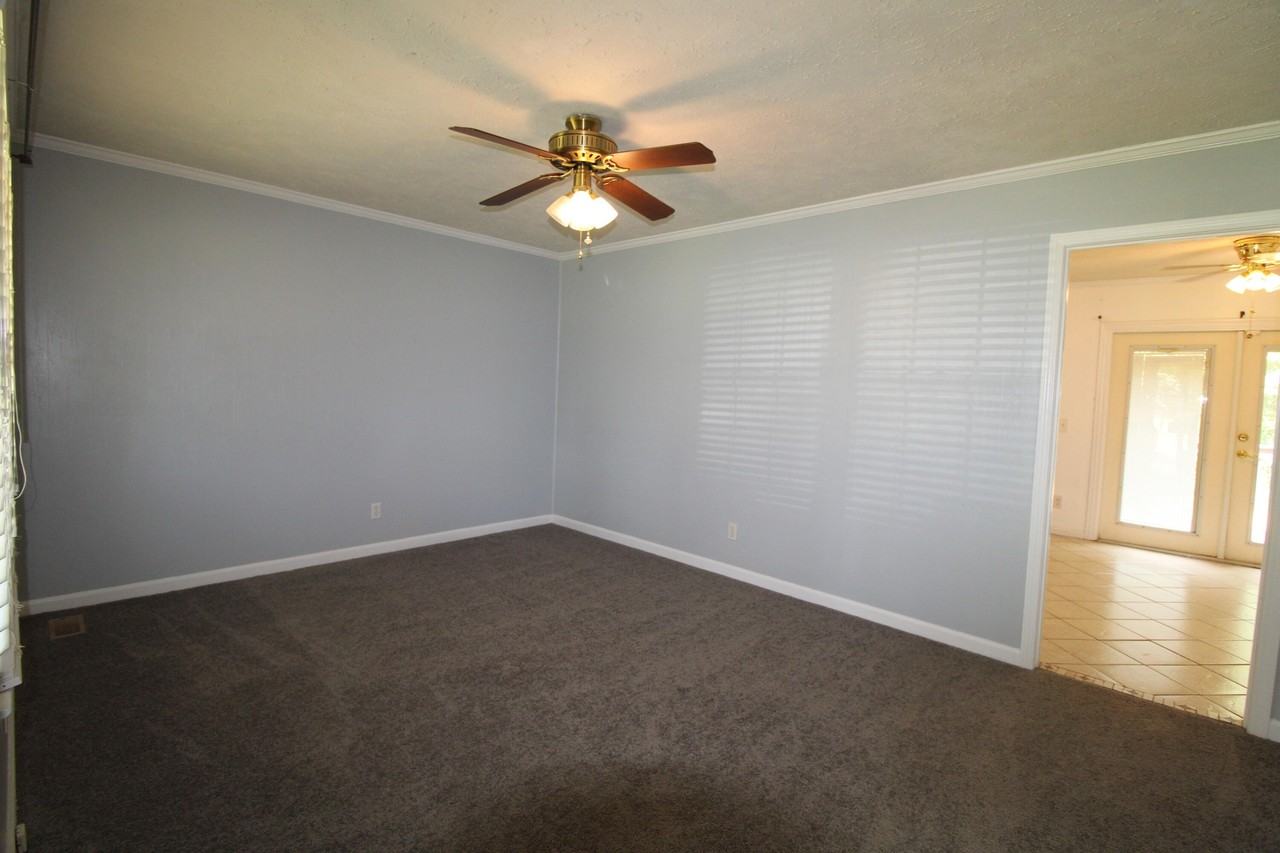 4385 Red Lane Rd - Photo 4 of 18