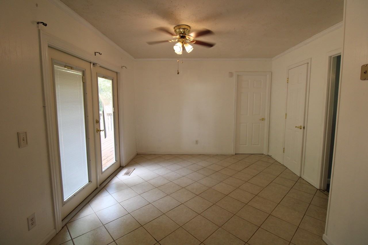 4385 Red Lane Rd - Photo 6 of 18