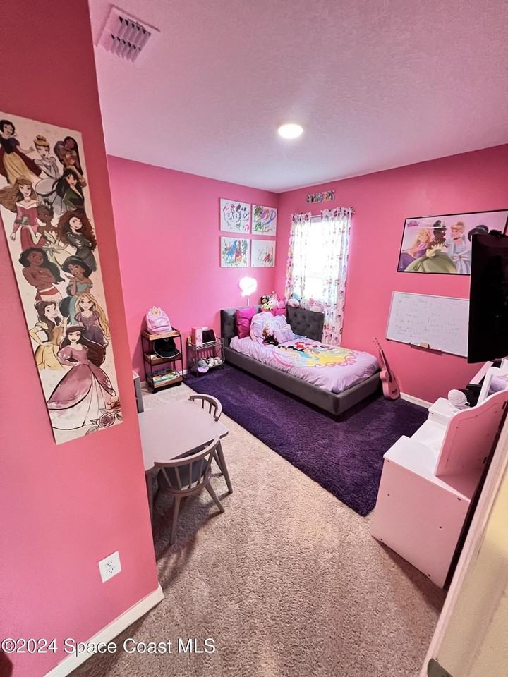 919 Trinity St - Photo 6 of 42