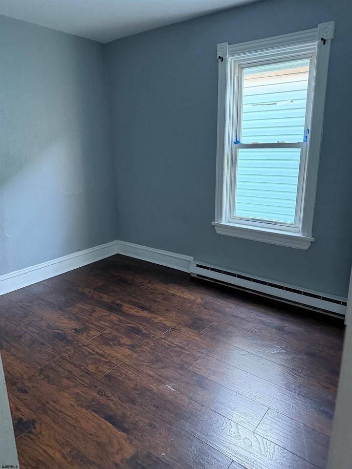 109 N 2nd St - Photo 4 of 6