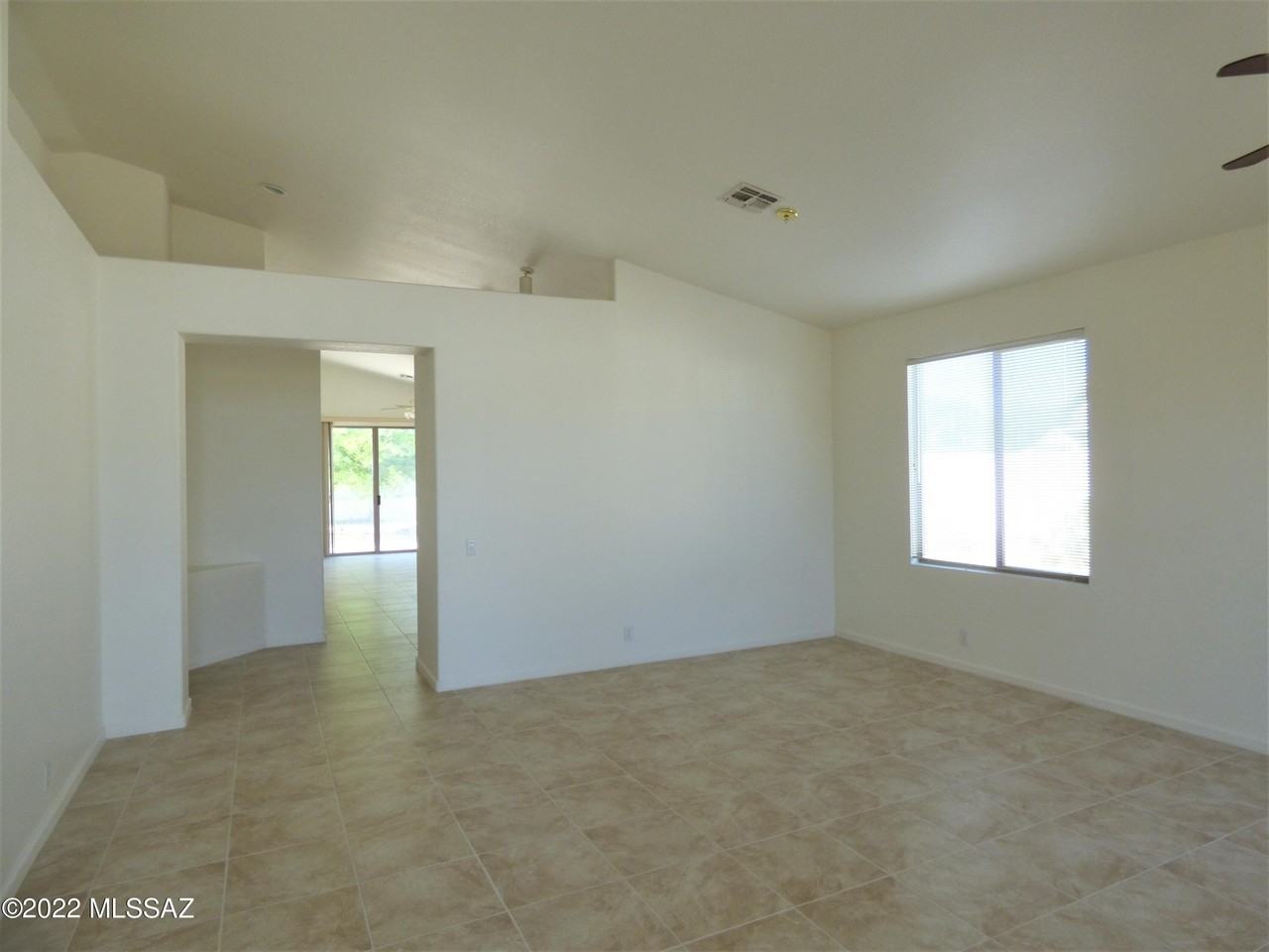 91 E Firewheel Pl - Photo 3 of 26