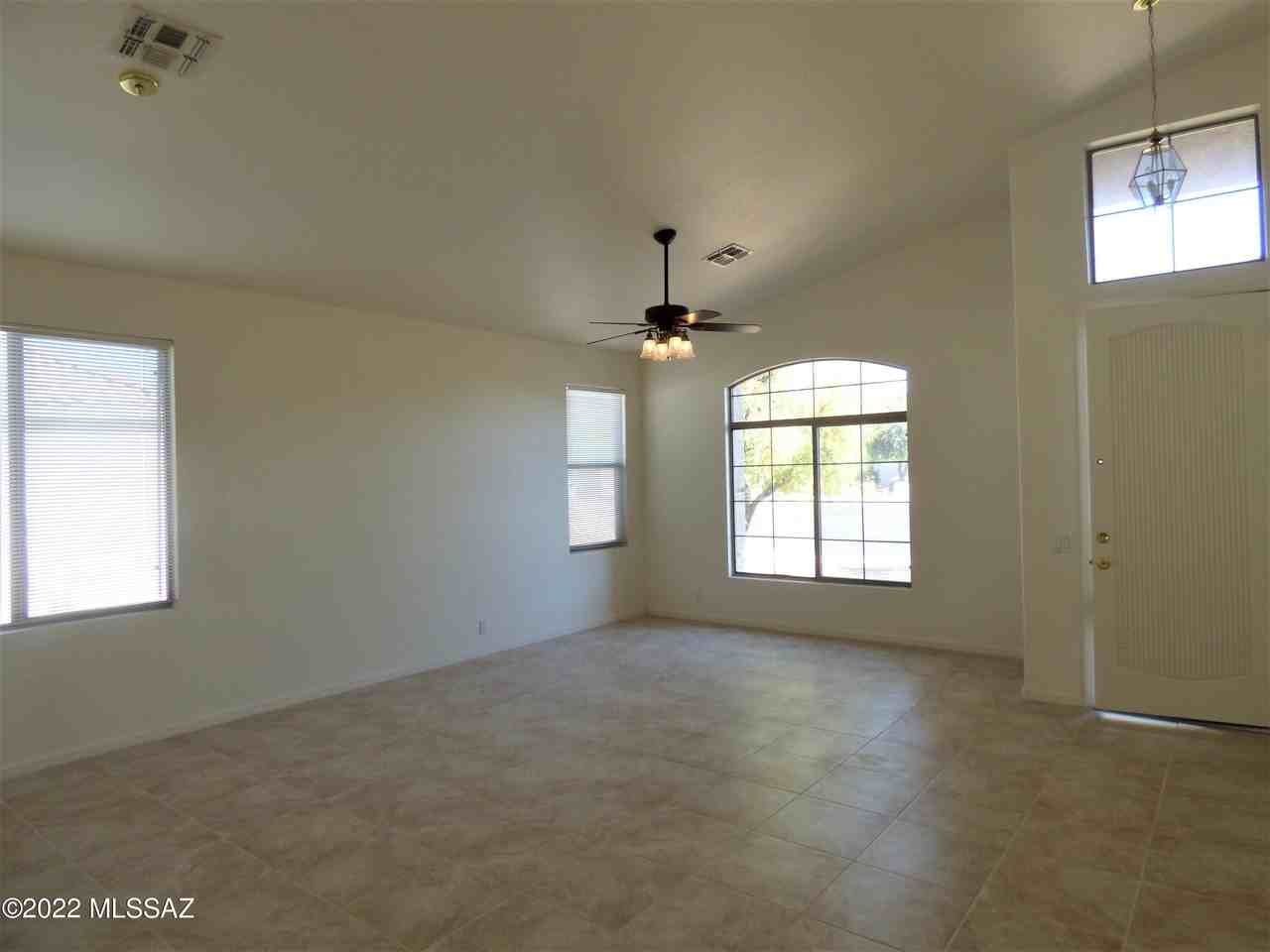 91 E Firewheel Pl - Photo 4 of 26