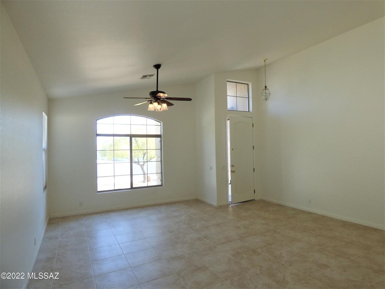 91 E Firewheel Pl - Photo 5 of 26