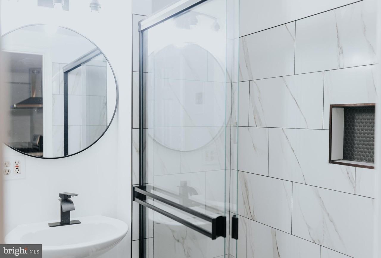 2511 Madison Ave #1 - Photo 7 of 23