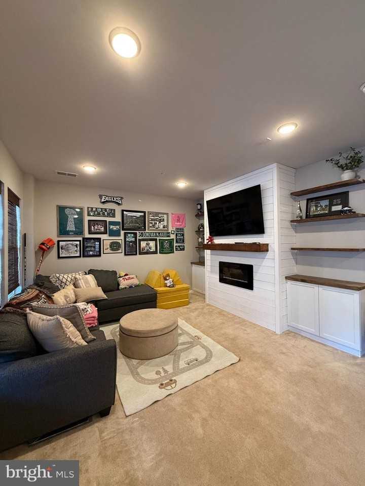 31 Par Ln - Photo 5 of 37