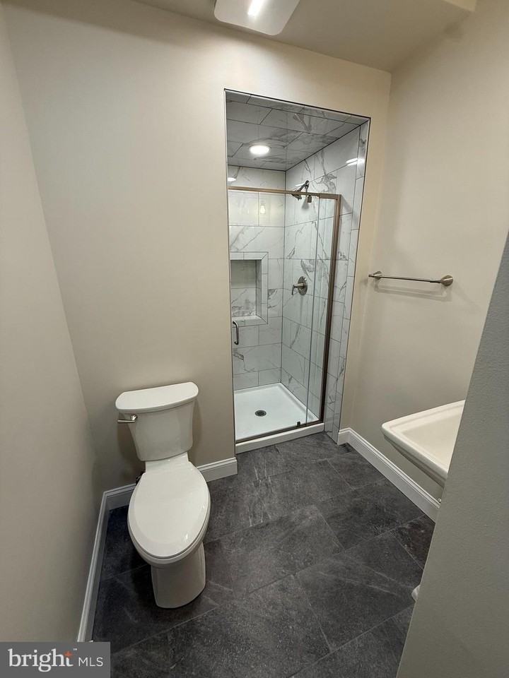 63 King St Apt 2 #2 - Photo 7 of 7