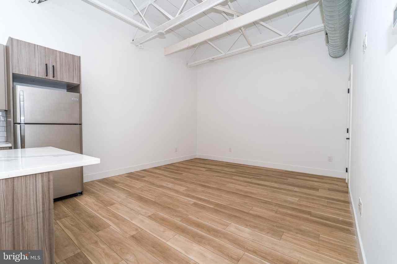 2700 E Auburn St Apt G204 #G204 - Photo 4 of 23