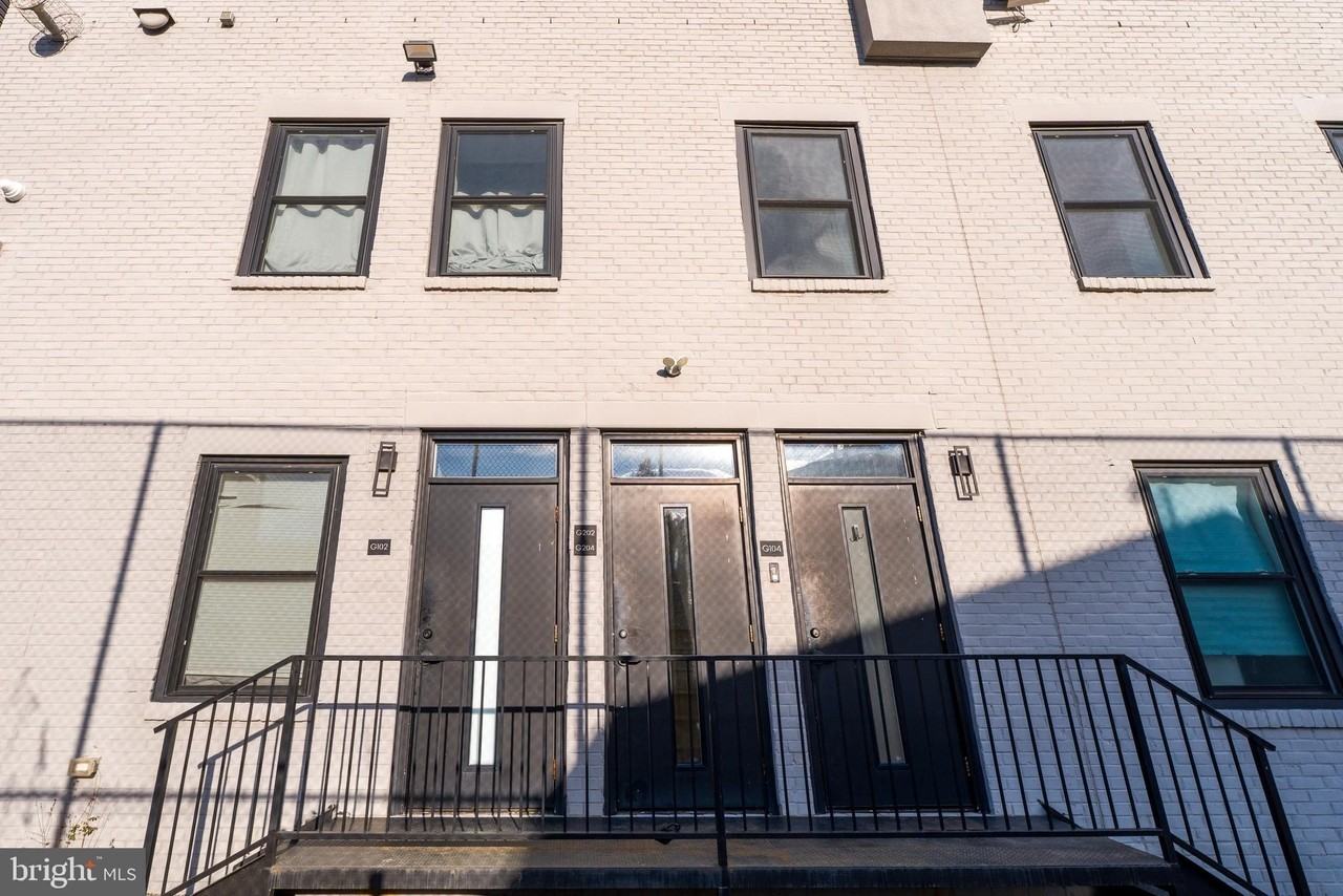 2700 E Auburn St Apt G204 #G204 - Photo 5 of 23