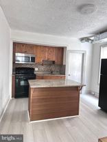 909 S 8th St 3rd Fl #3rdFL - Photo 1 of 1