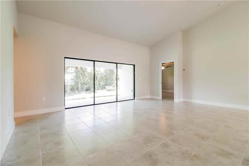 3741 Kittyhawk Dr - Photo 6 of 8