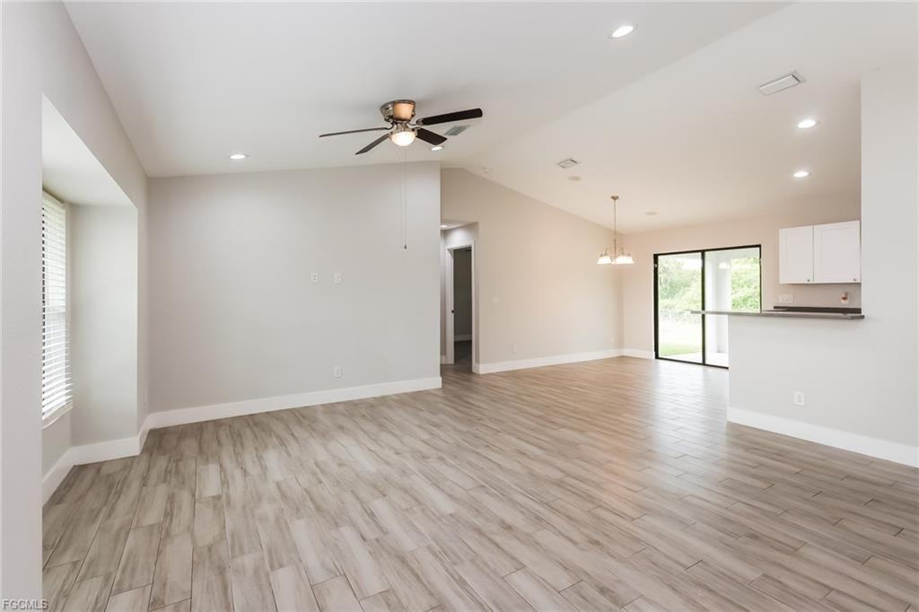 524 Lone Star Ln - Photo 2 of 8