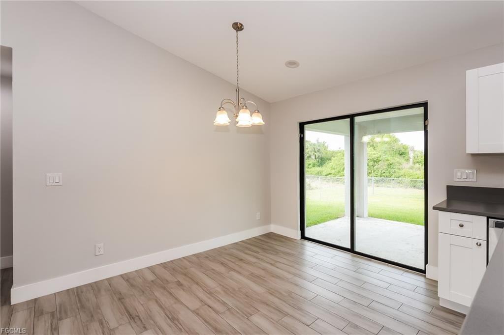 524 Lone Star Ln - Photo 4 of 8