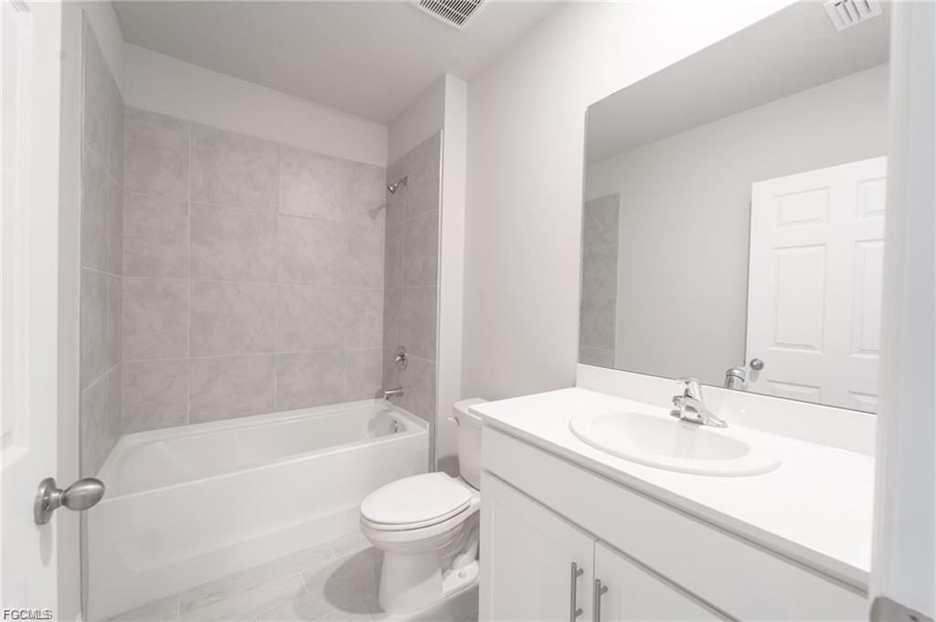 1705 Nw 31st Pl - Photo 7 of 8