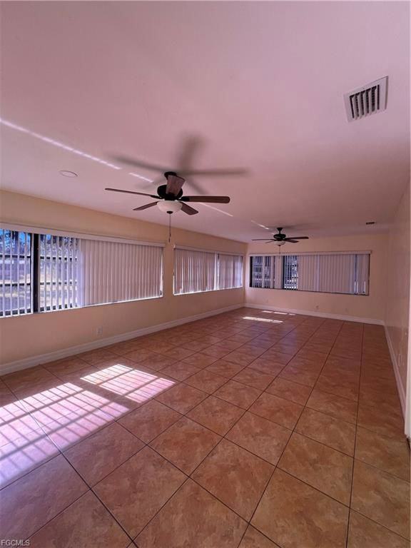 204 E 7th St - Photo 3 of 8