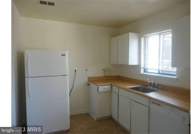 8415 Benecia Ct Unit 37 #37 - Photo 4 of 10