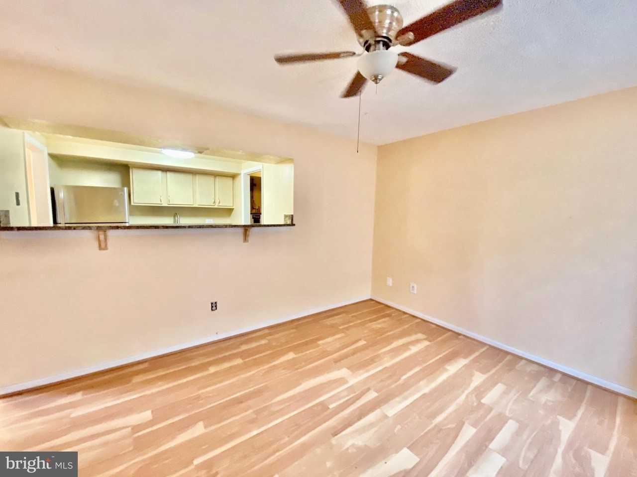 8864 Walutes Cir Unit C #C - Photo 6 of 19