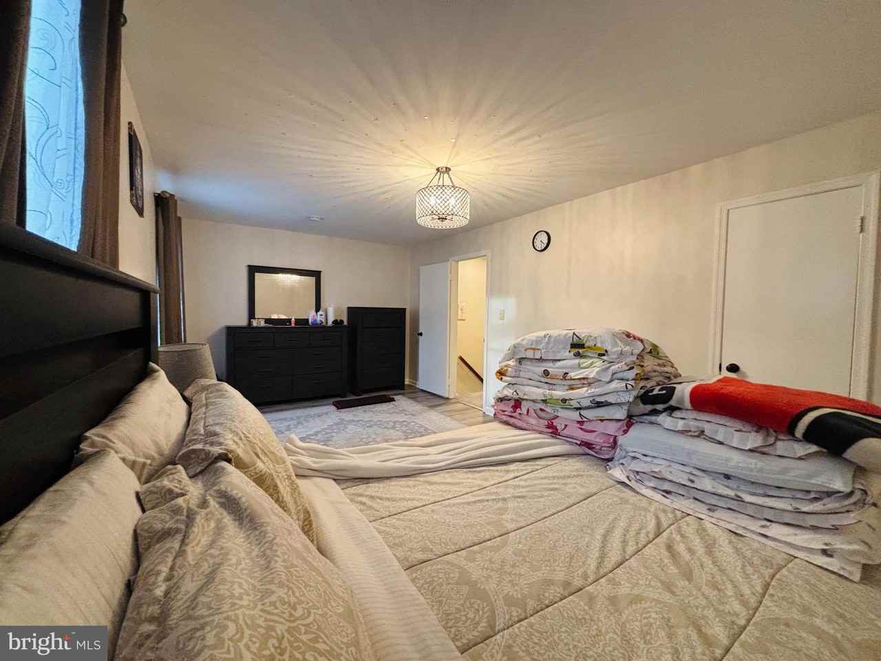 3633 Mcdowell Ct - Photo 4 of 8