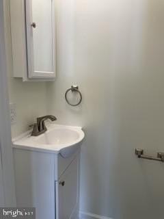 341 Fairview Ave - Photo 4 of 18