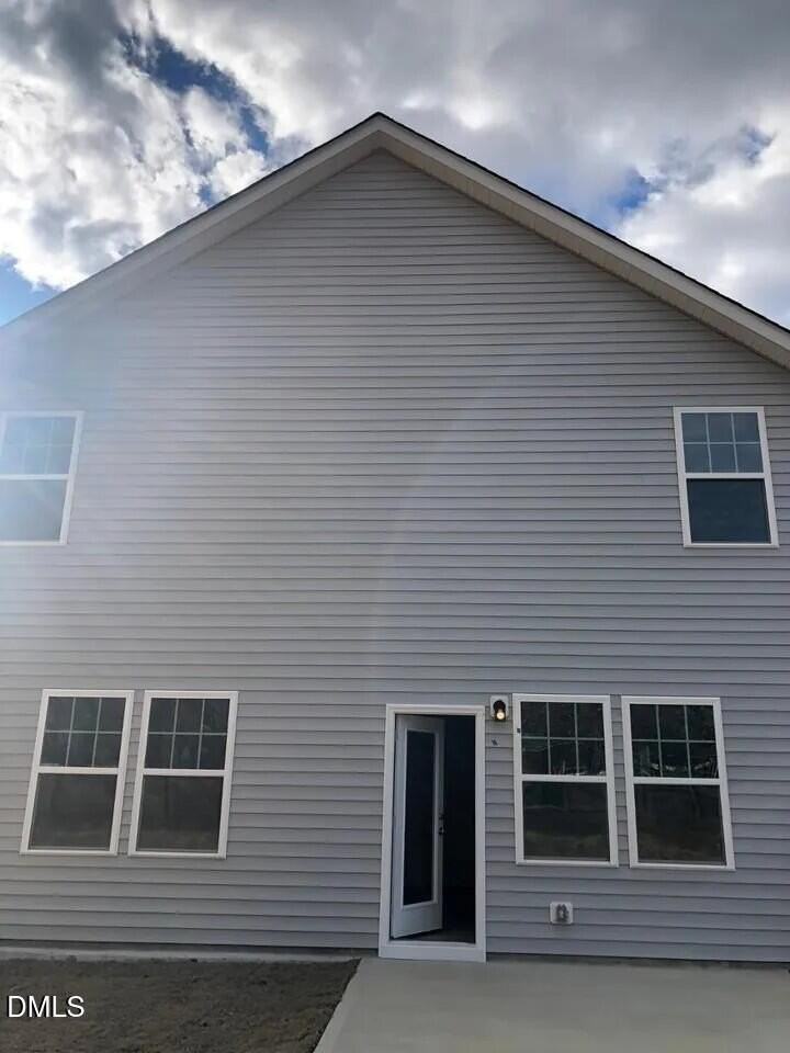 86 Blackthorn Ln - Photo 2 of 27