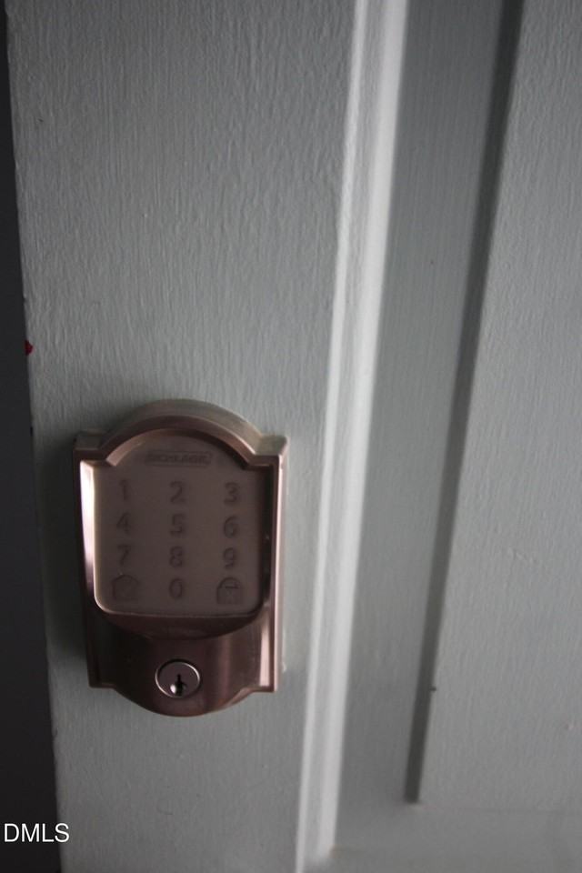 113 Ne 57th St - Photo 4 of 32