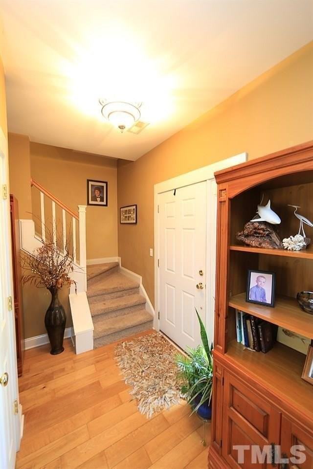 2141 Dunn Rd - Photo 2 of 28