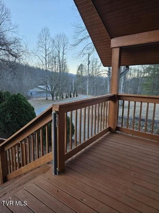 2075 W Elk Ave - Photo 2 of 10