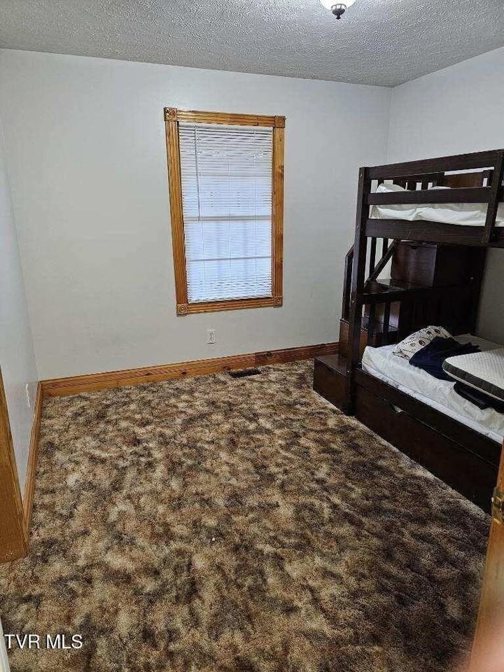 2075 W Elk Ave - Photo 6 of 10