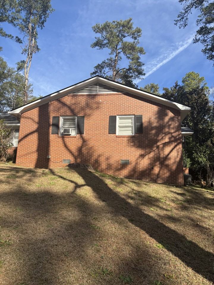 814 Pierce Ave #1 - Photo 2 of 18