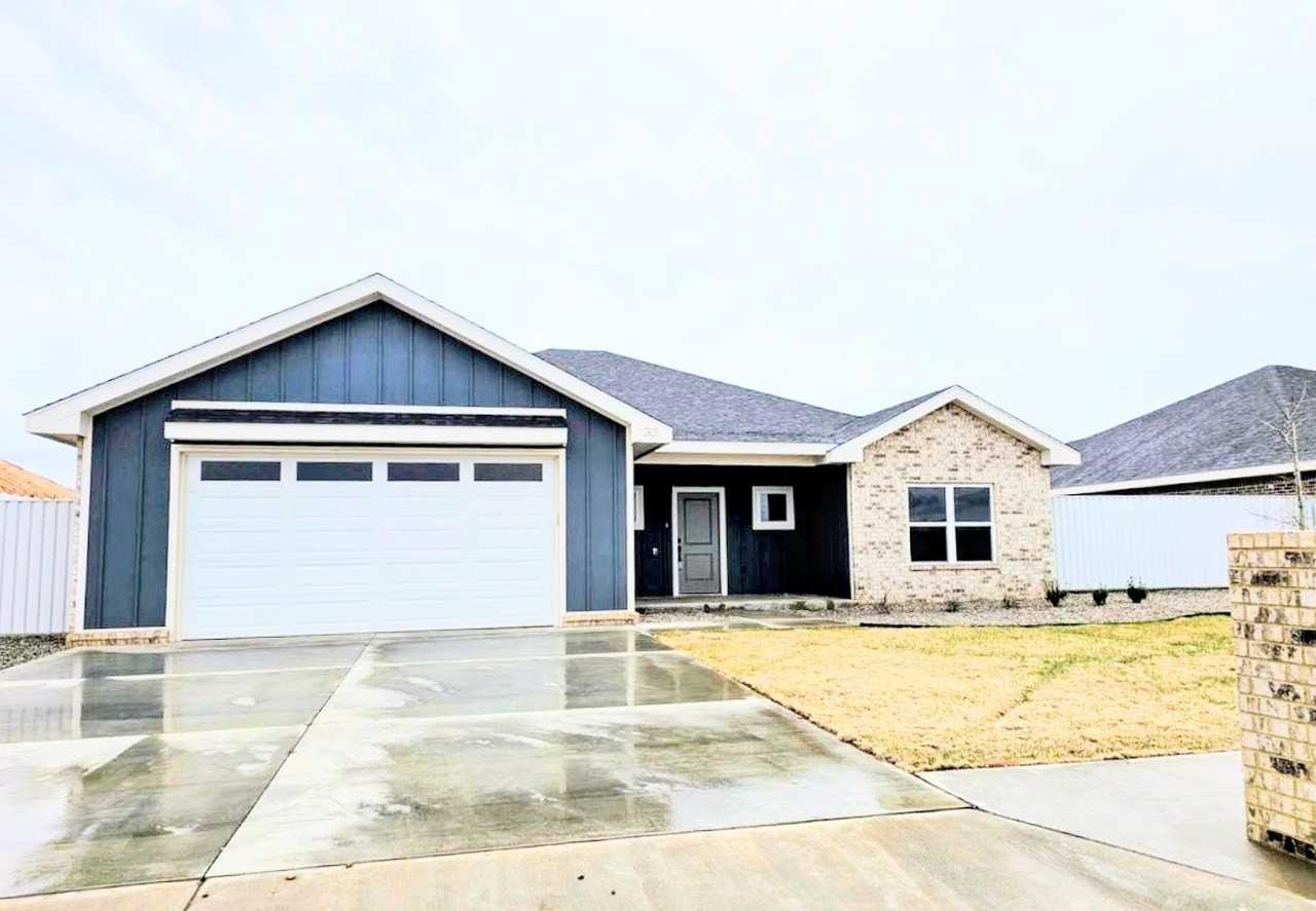 301 Primrose Point #1 - Photo 2 of 23