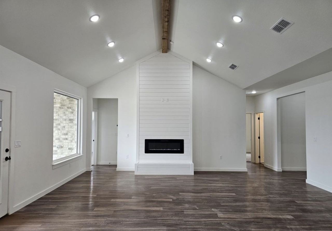 301 Primrose Point #1 - Photo 6 of 23