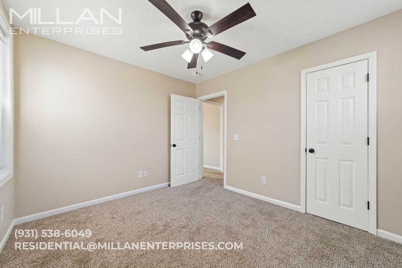 1215 Greenfield Dr - Photo 7 of 18