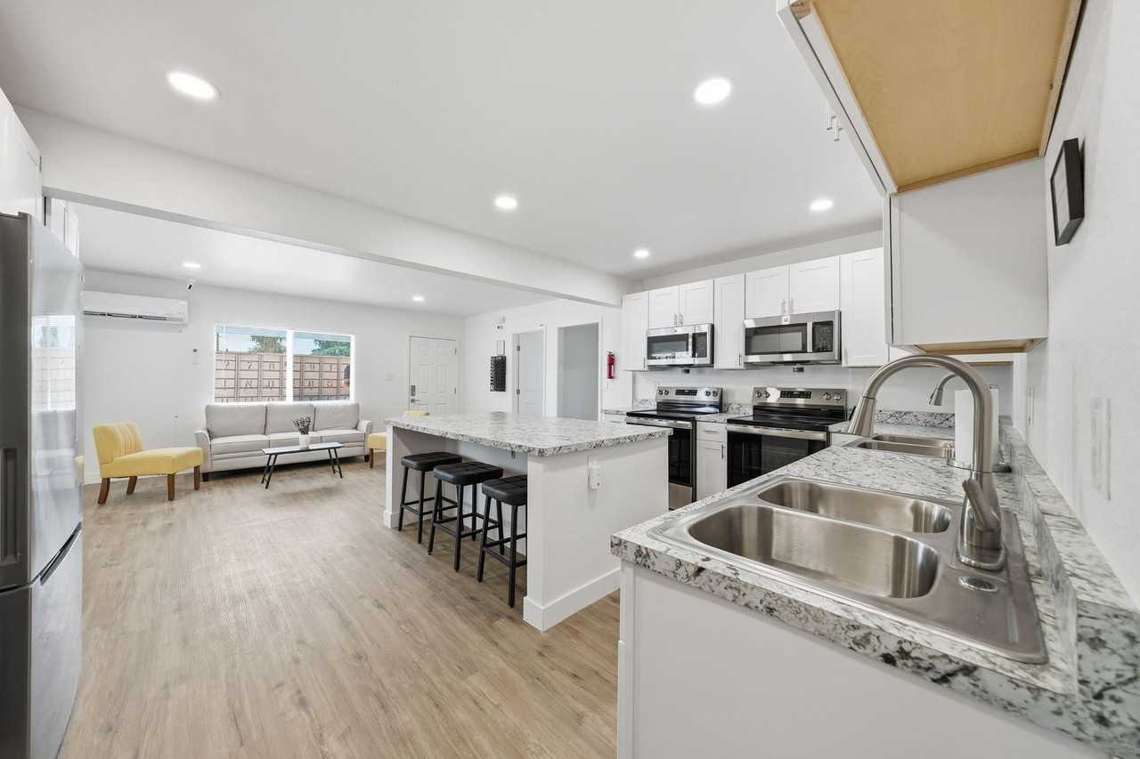 W Ocotillo Rd - Photo 5 of 23